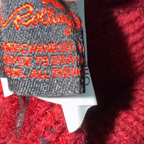 Rolling Stones Tongue Logo Beanie | Red & Black Pom Knit Winter Hat (OSFM) - Picture 8 of 10